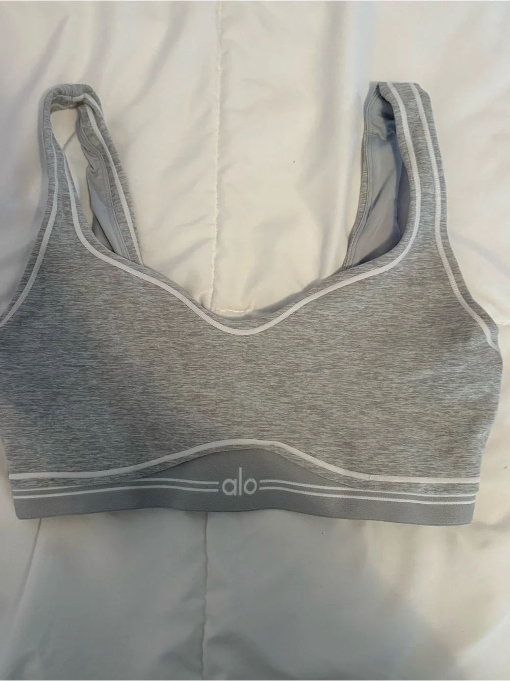 ALO Yoga good top